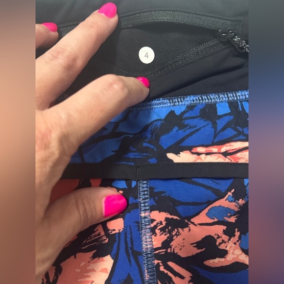 Lululemon Speed Short in Paint Storm Harbor Blue Multi / Black - Picture 7 of 8